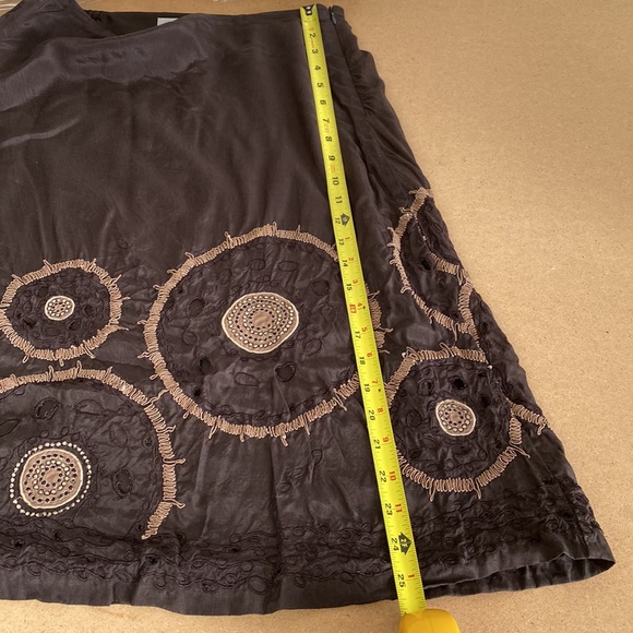 Chico’s Brown A-line Skirt. Size 0. Fully lined. Embroidered detail - Picture 6 of 8
